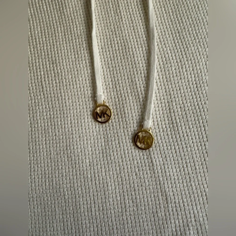 Michael Kors chic cream
